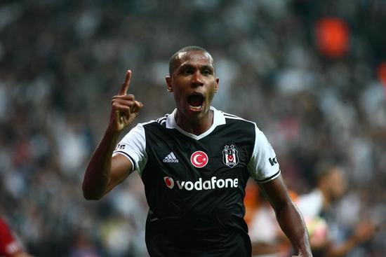 Barcelona, Beşiktaş'ın eski yıldızına talip oldu!