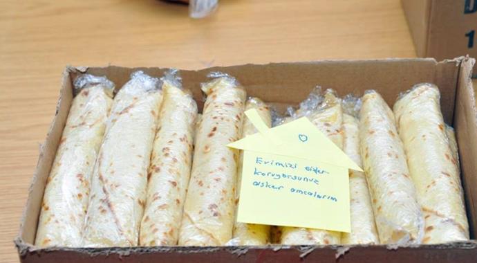 Yüksekova'daki askerlere moral desteği