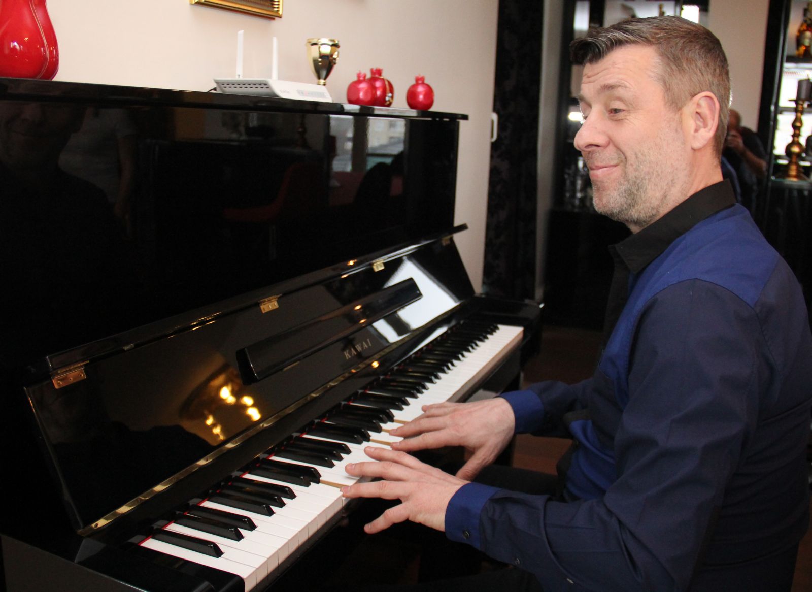 Metin Şentürk: Bir klip çekmekle sanatçı olunmuyor