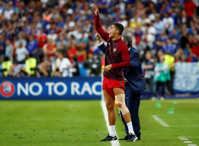 Ronaldo bunu da yaptı!