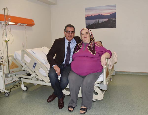 1 yılda 100 kilo verdi