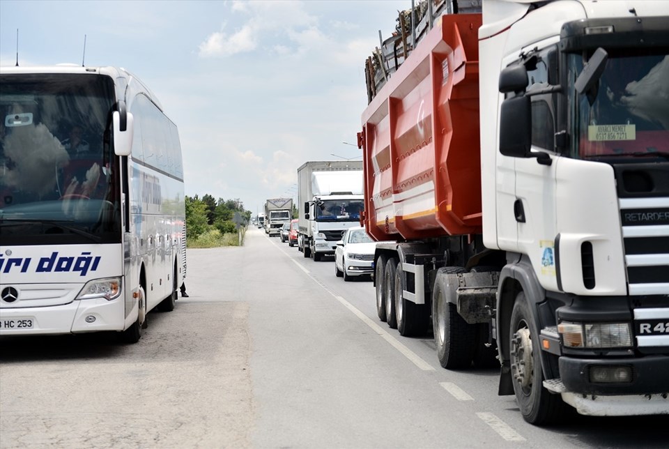 Atatürk Havalimanı'nda bayram yoğunluğu