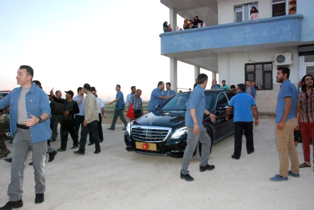 Cumhurbaşkanı Erdoğan'dan Şanlıurfa'da duygulandıran ziyaret