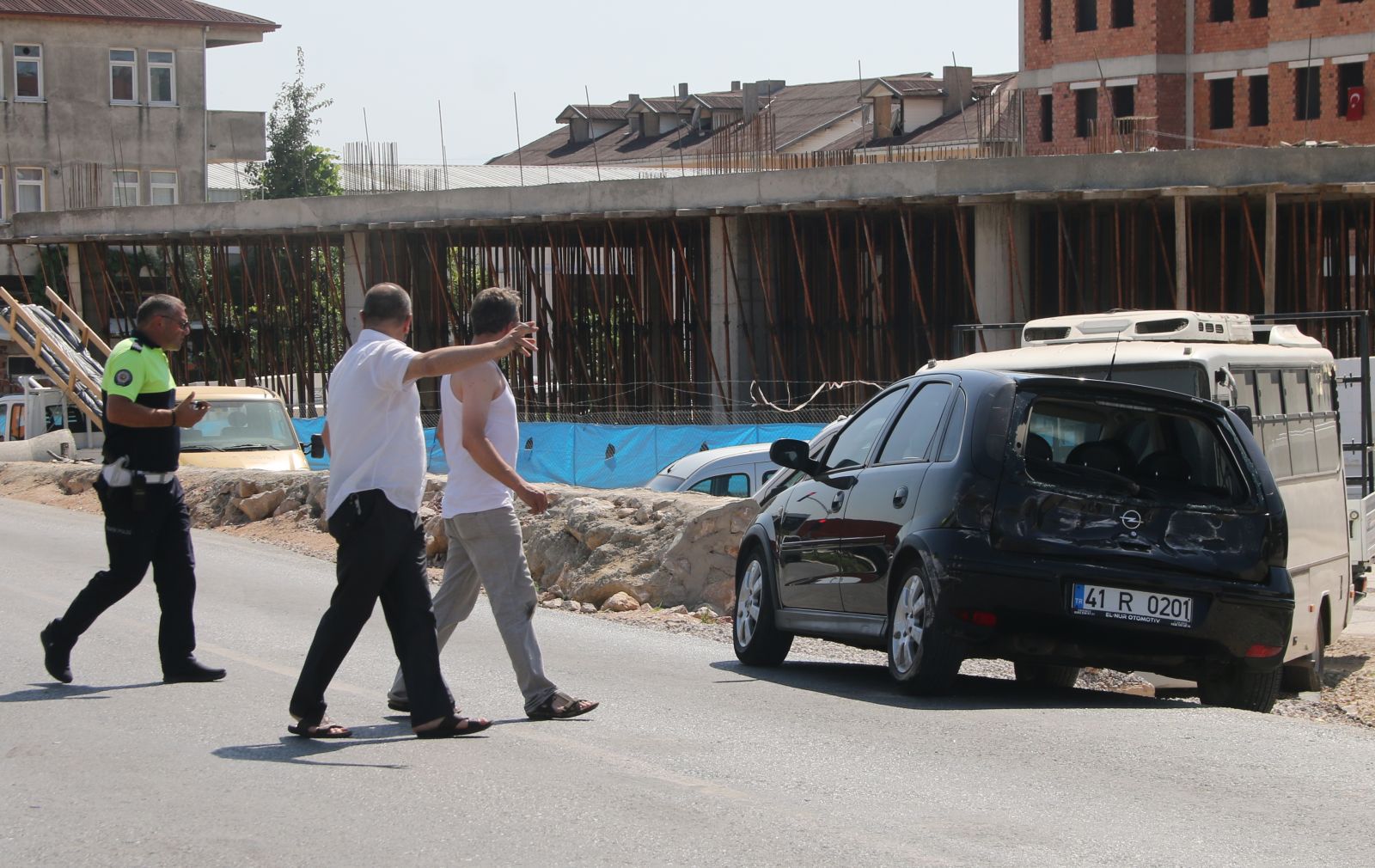 İzmit'teki trafik kazasında anne ve 8 aylık bebeği öldü