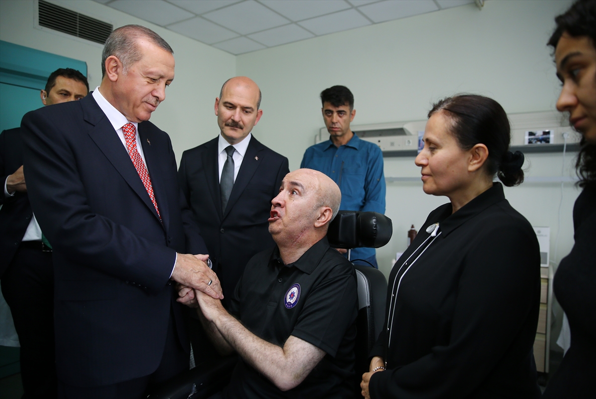 Cumhurbaşkanı Erdoğan gazileri ziyaret etti