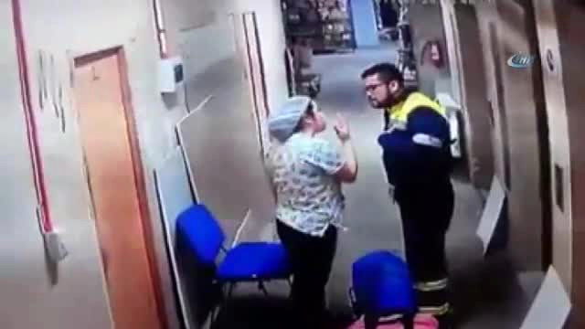 Tartıştığı hamile kadının karnını tekmeledi