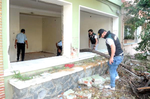 Bakırköy'de helikopter destekli narkotik uygulaması