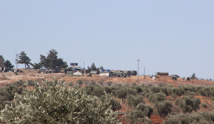 TSK, PYD mevzilerini vurmaya devam ediyor