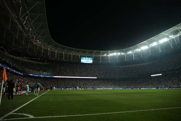 Almanlar ağlıyor: 'Beşiktaş elektrikleri bilerek kesti'