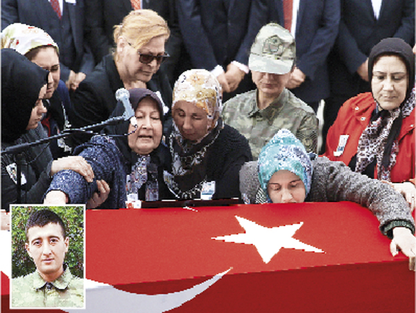 Kahramanları uğurladık