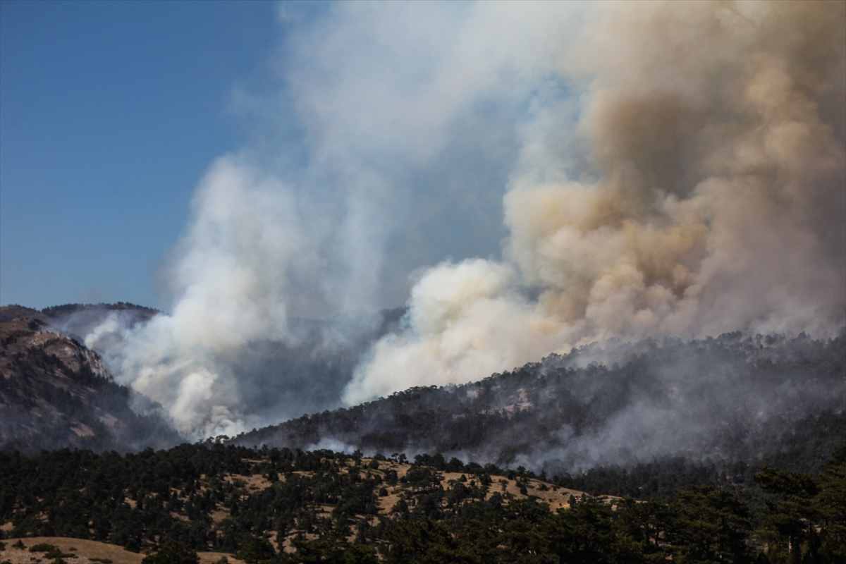 Kütahya'daki yangın 3. gününde