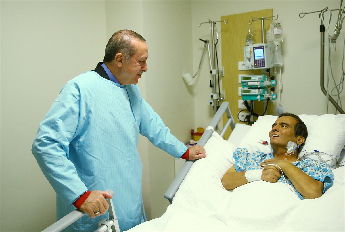 Erdoğan, Naim Süleymanoğlu'nu ziyaret etti