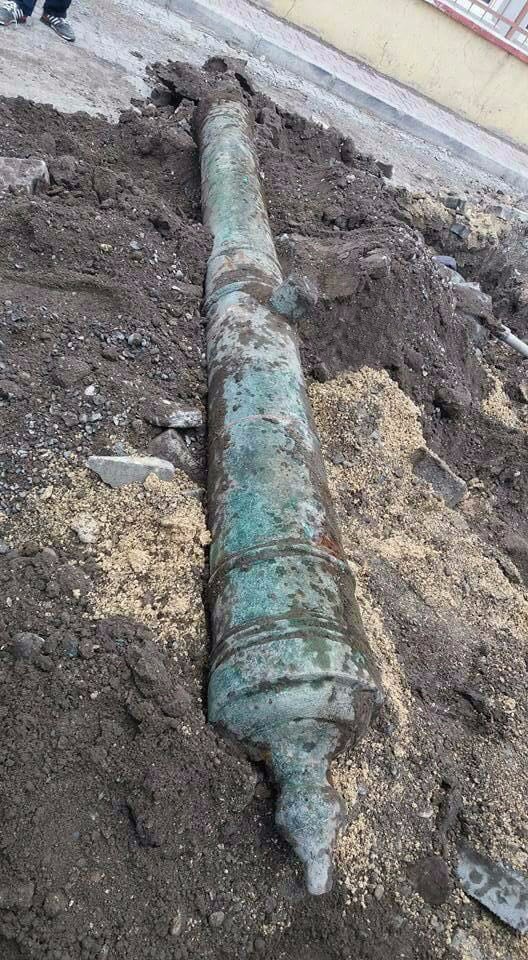 Erzurum'da Osmanlı dönemine ait top bulundu