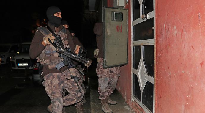 Adana merkezli 5 ilde operasyon: Uyuşturucu baronu yakalandı