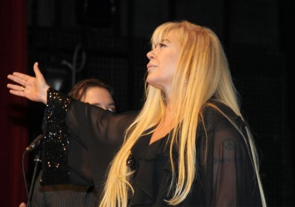 Zerrin Özer'in son hâlini Görenler Tanıyamadı (Zerrin Özer Kimdir, İşte Son Hali )