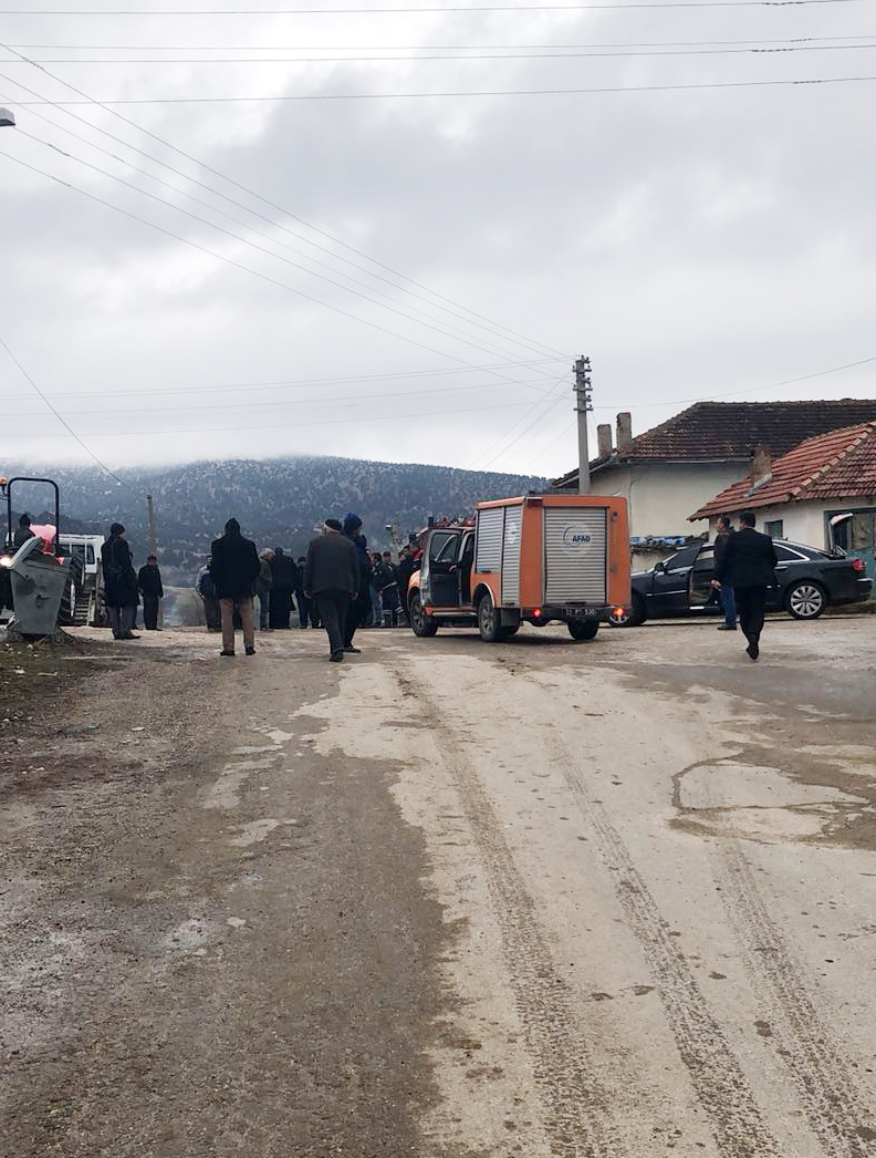 Son dakika! Isparta'da uçak düştü | Isparta Uçak Kazasında 3 Asker Şehit Oldu
