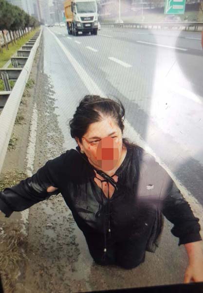'Uber şoförü kadın yolcuyu darbetti' iddiası