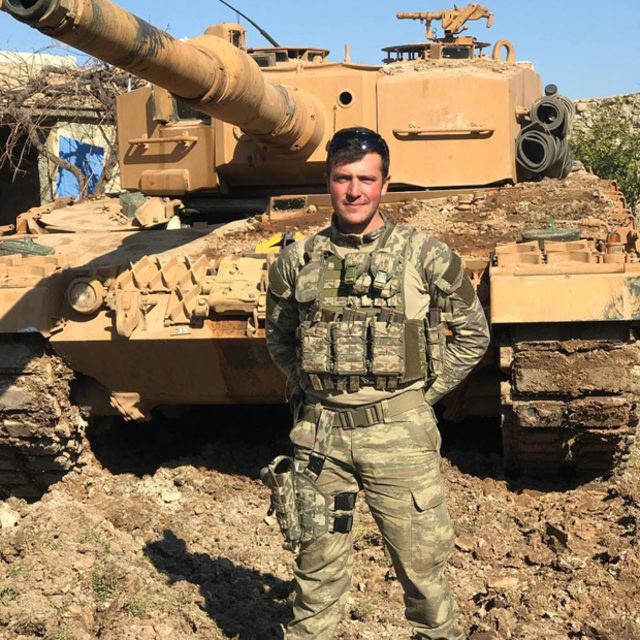 Oğluna sürpriz yapacaktı, şehit haberini aldı!