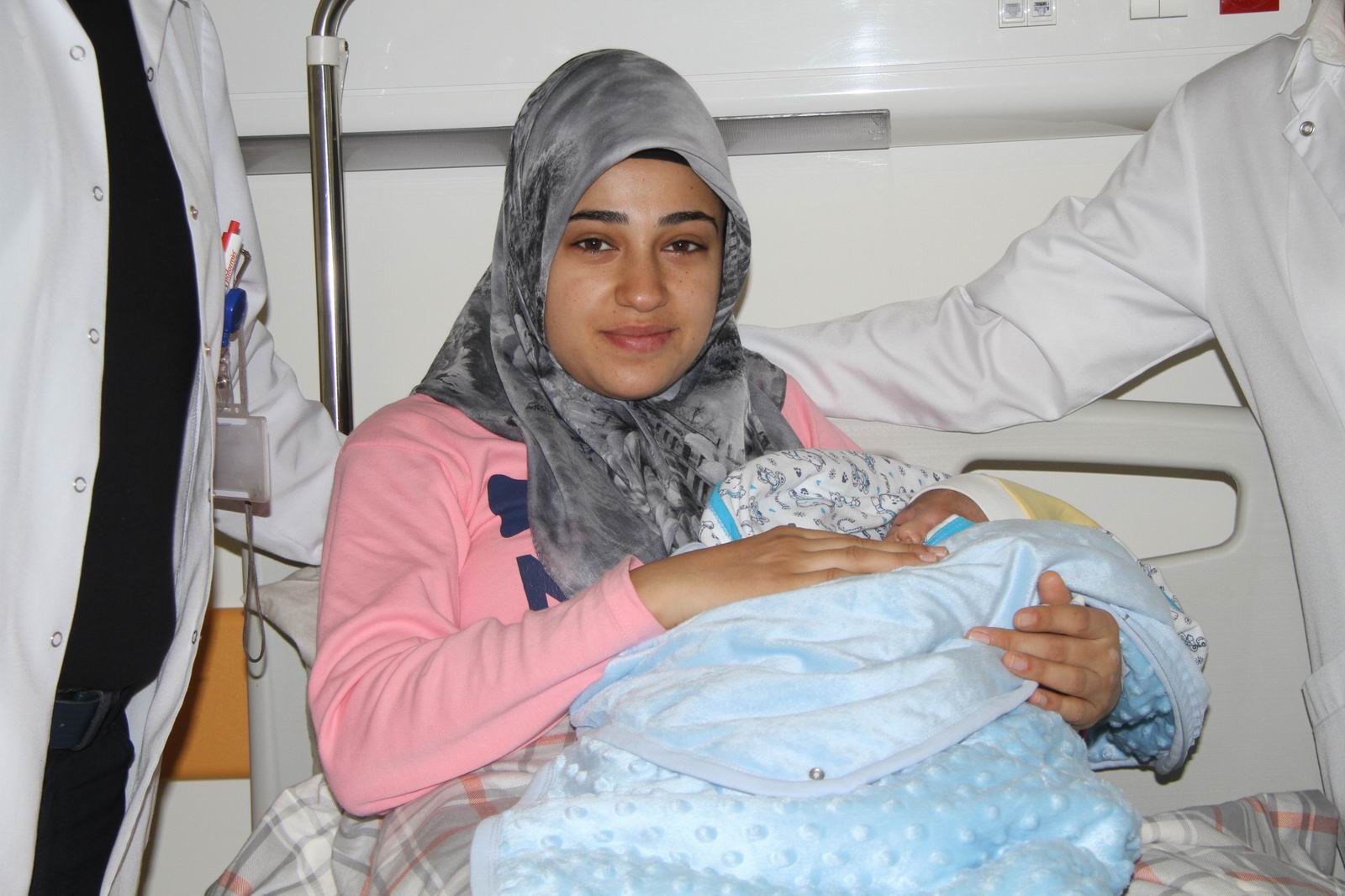 Suda doğum nedir? Türkiye'de suda doğum yapan hastane var mı?