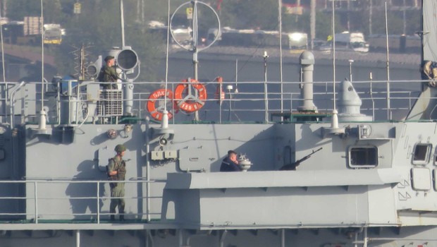 O gemi tekrar Boğaz’dan geçti!