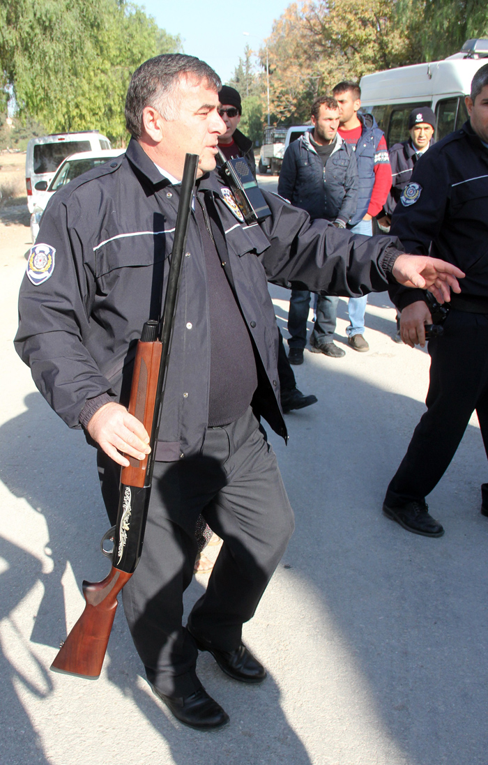 Lisede pompalı dehşet!