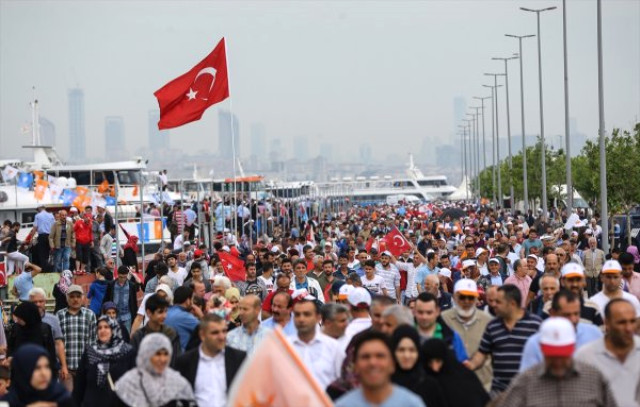 AK Parti'nin Büyük İstanbul Mitingi'ne vatandaşlar akın etti
