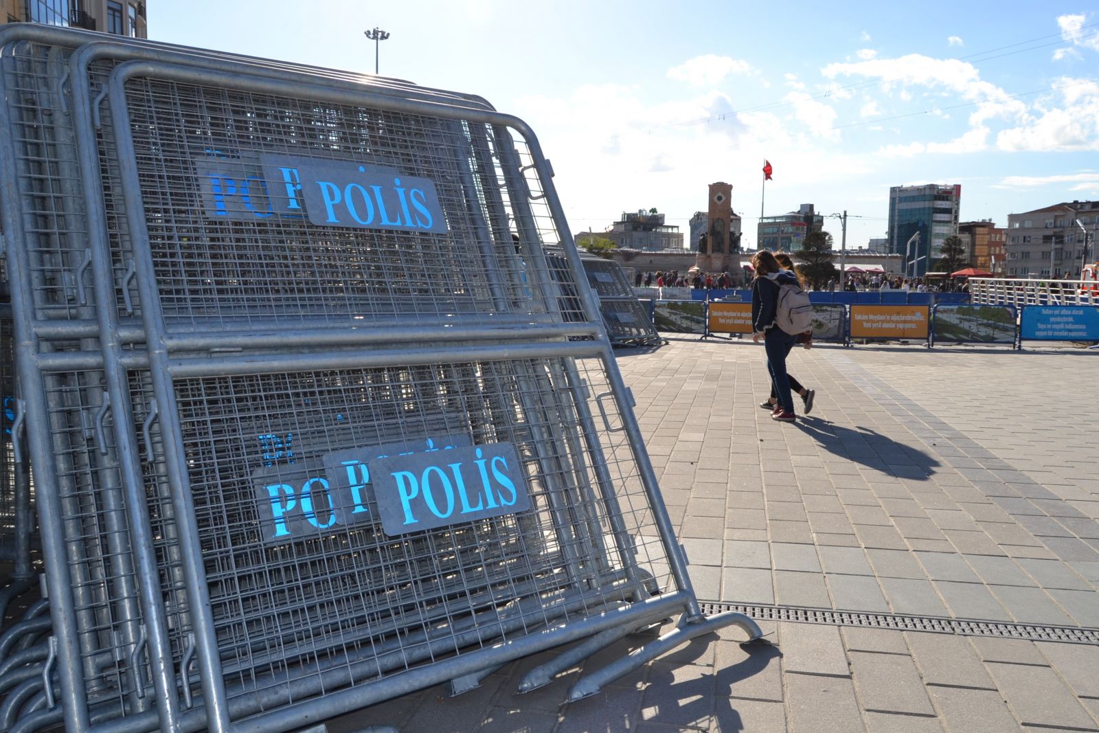 Taksim’de 1 Mayıs hazırlığı