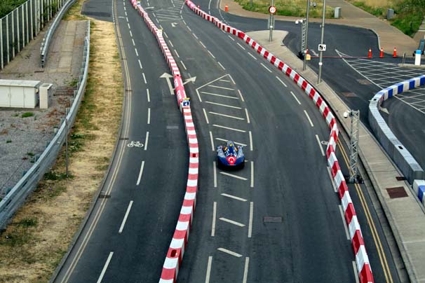 1 TL ile 350 kilometre yol giden elektrikli otomobil ürettiler