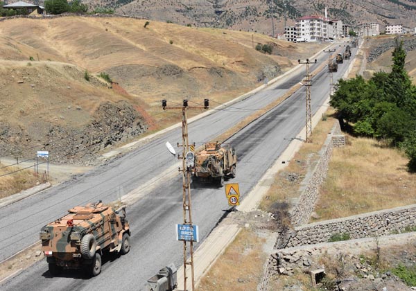 Sınıra 'Bora' sevkıyatı