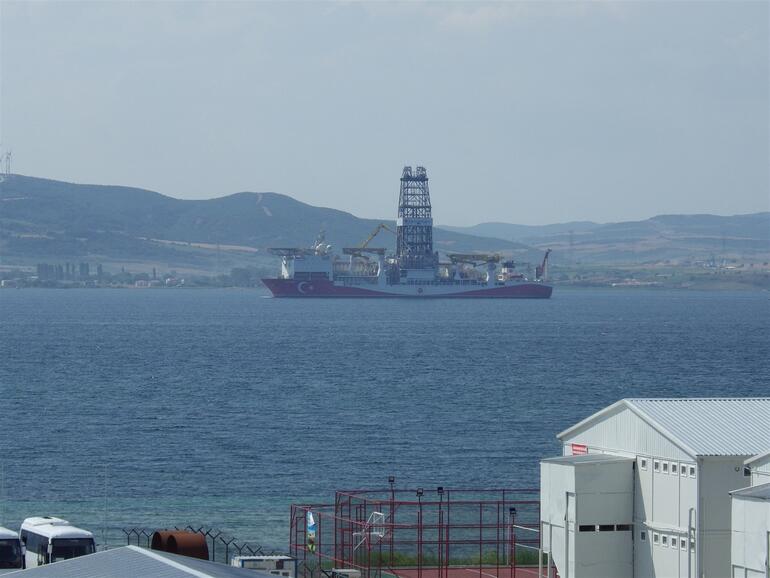 'Yavuz', Çanakkale Boğazı'ndan geçti