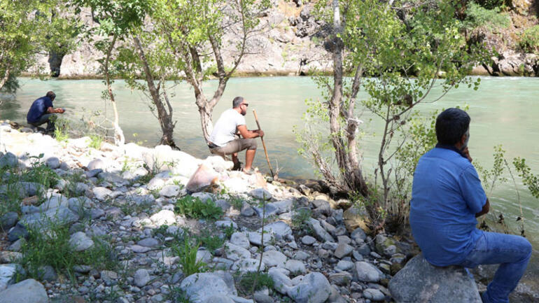 Ekipler ve vatandaşlar böyle aradı