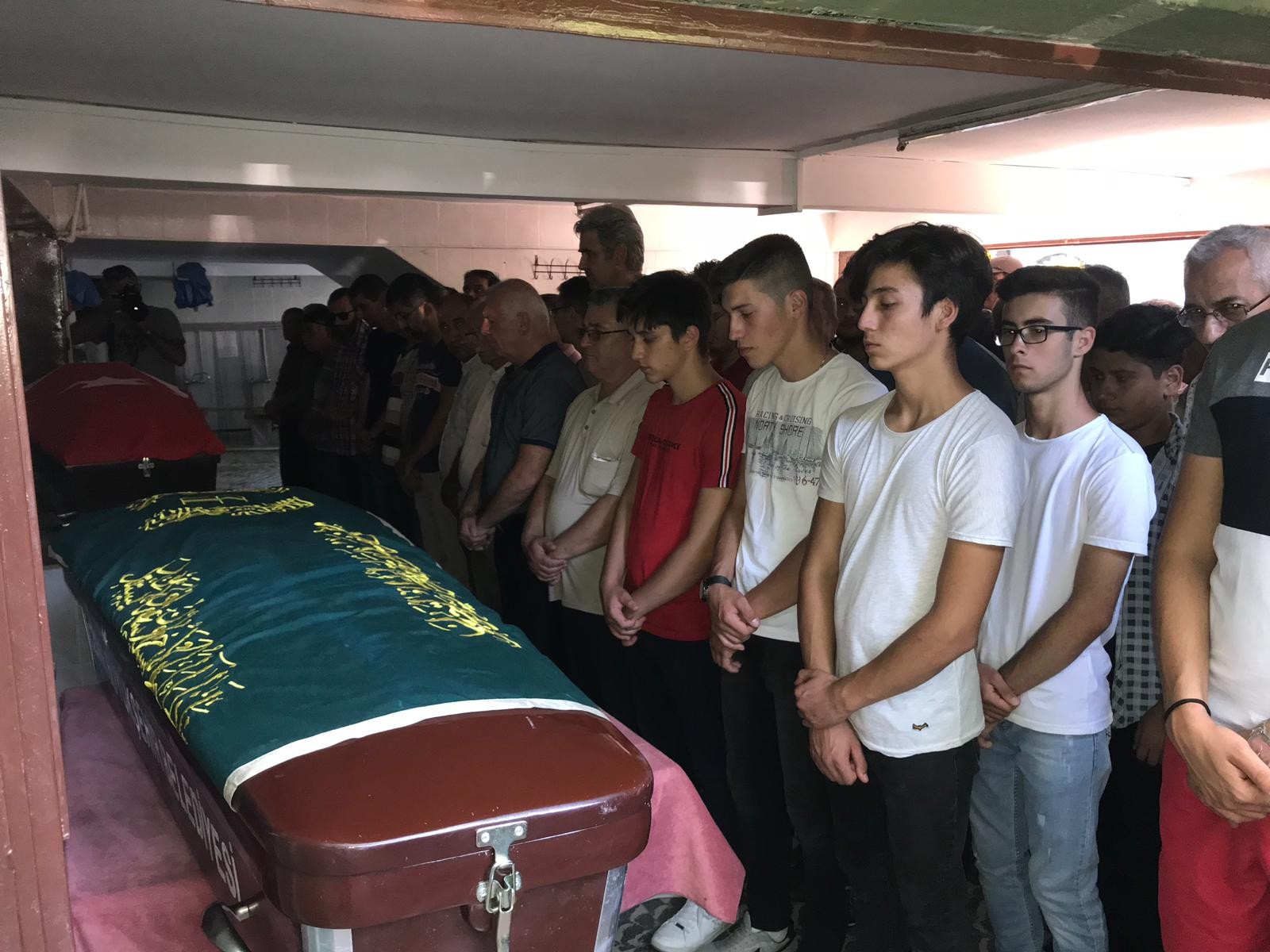 İzmir'de feci kaza: 2 ölü