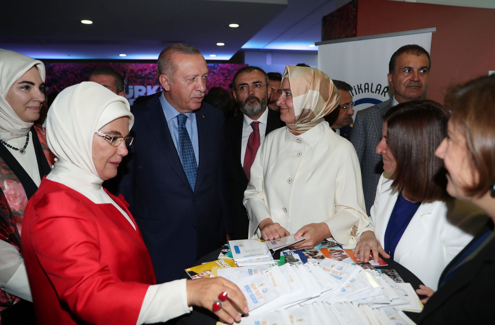 Cumhurbaşkanı Erdoğan: Bu kutlu çatının altından ayrılanların hiçbirinin esamesi okunmamıştır