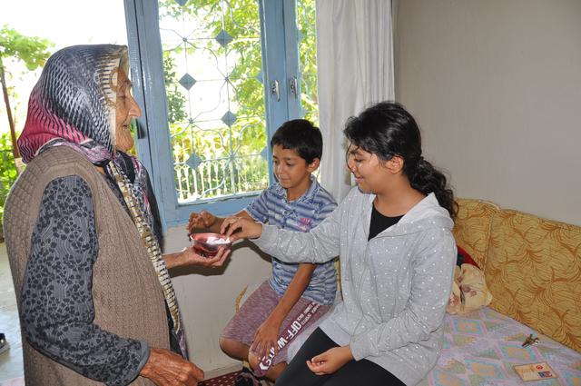Yaşayan tarih Fatma Nine yıllara meydan okuyor