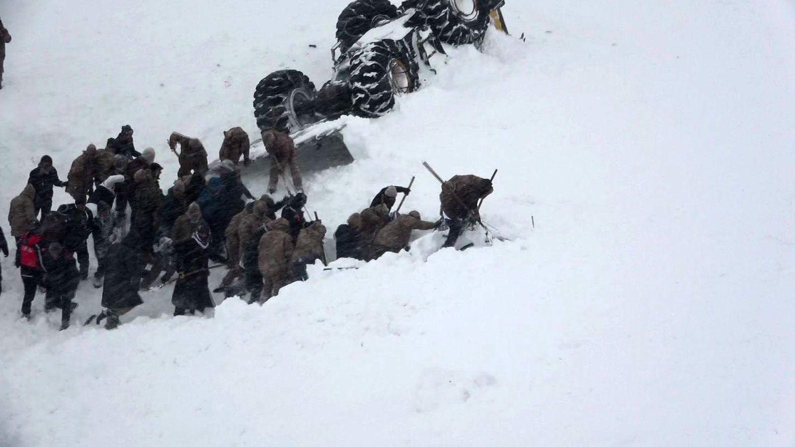 Çığ bölgesinde ikinci facia! 33 şehidimiz var