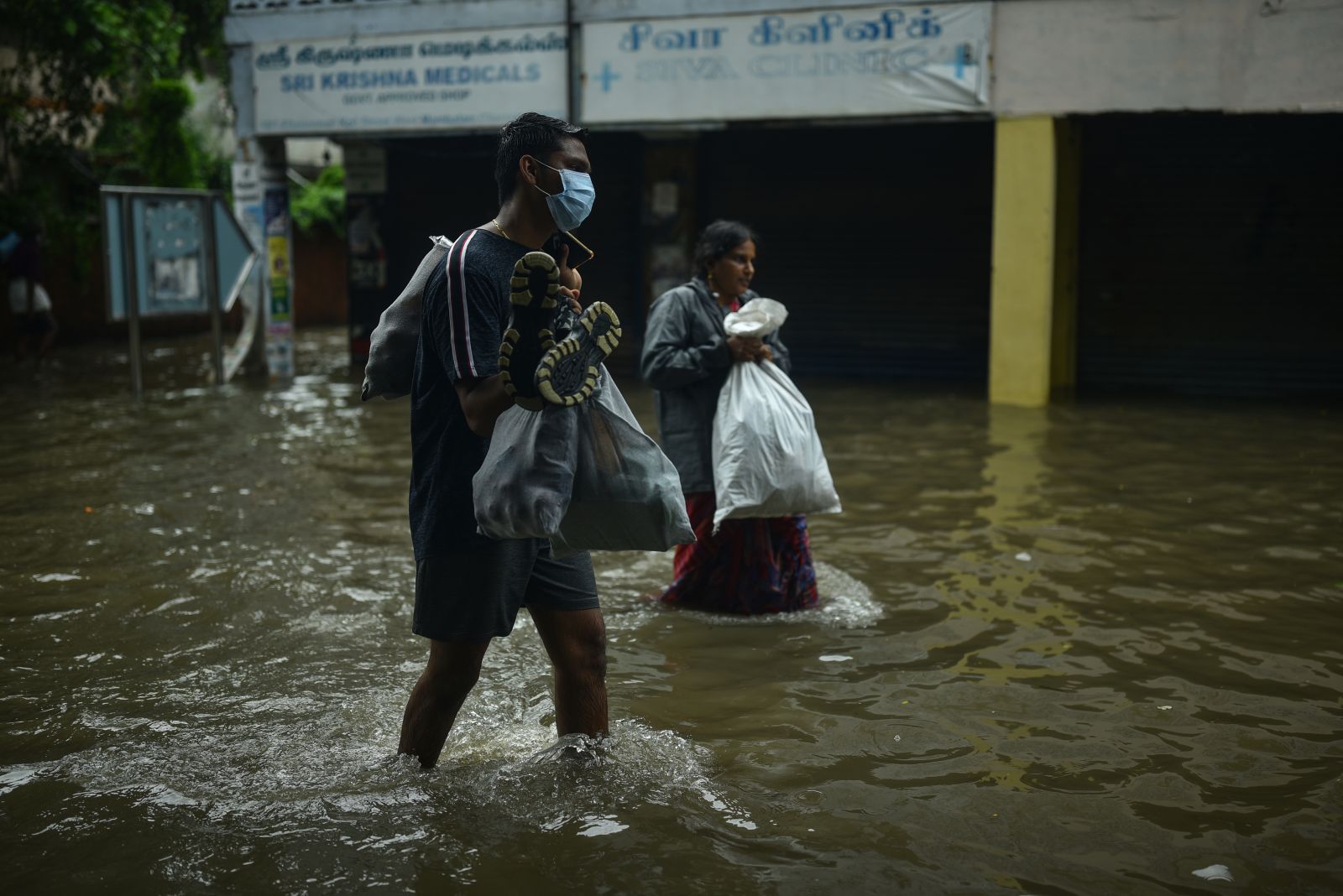 Hindistan’daki sel felaketinde 5 kişi hayatını kaybetti