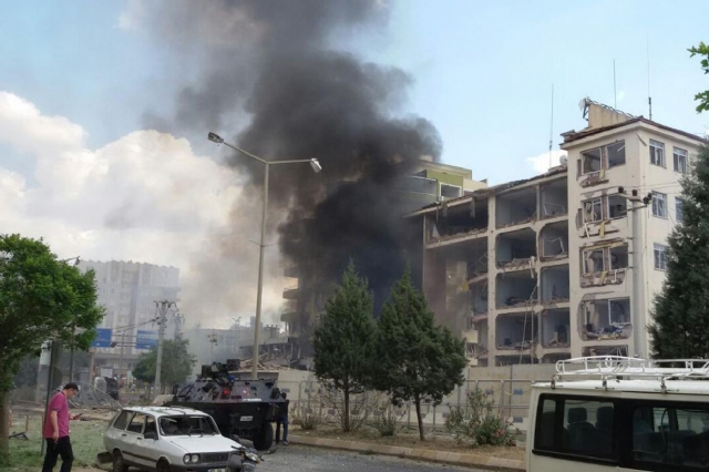 Mardin Emniyet Müdürlüğü önünde patlama