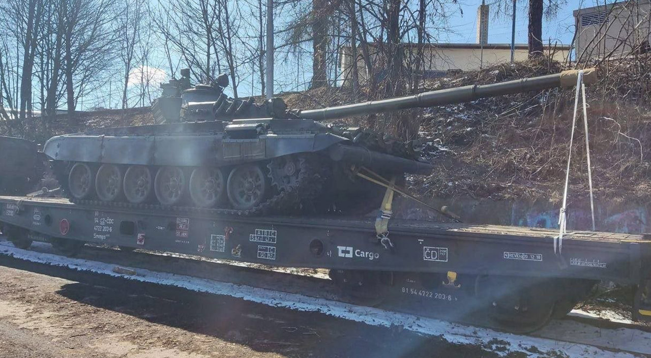 Çekya’dan Ukrayna’ya tank desteği