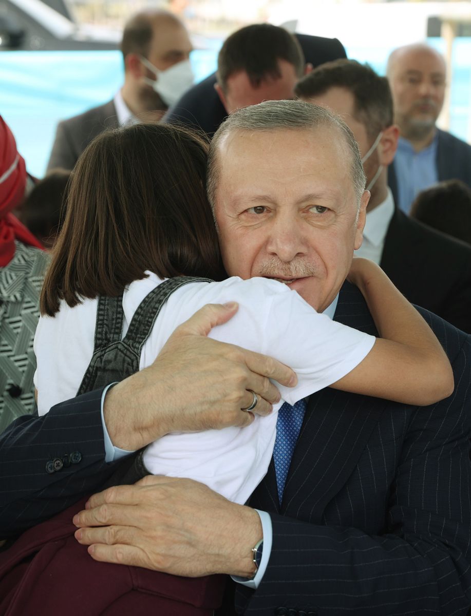 Cumhurbaşkanı Erdoğan'dan 23 Nisan mesajı