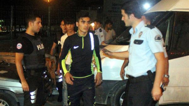 Şanlıurfa'da Türk ve Suriyeli gençler birbirine girdi: 1 yaralı, 10 gözaltı