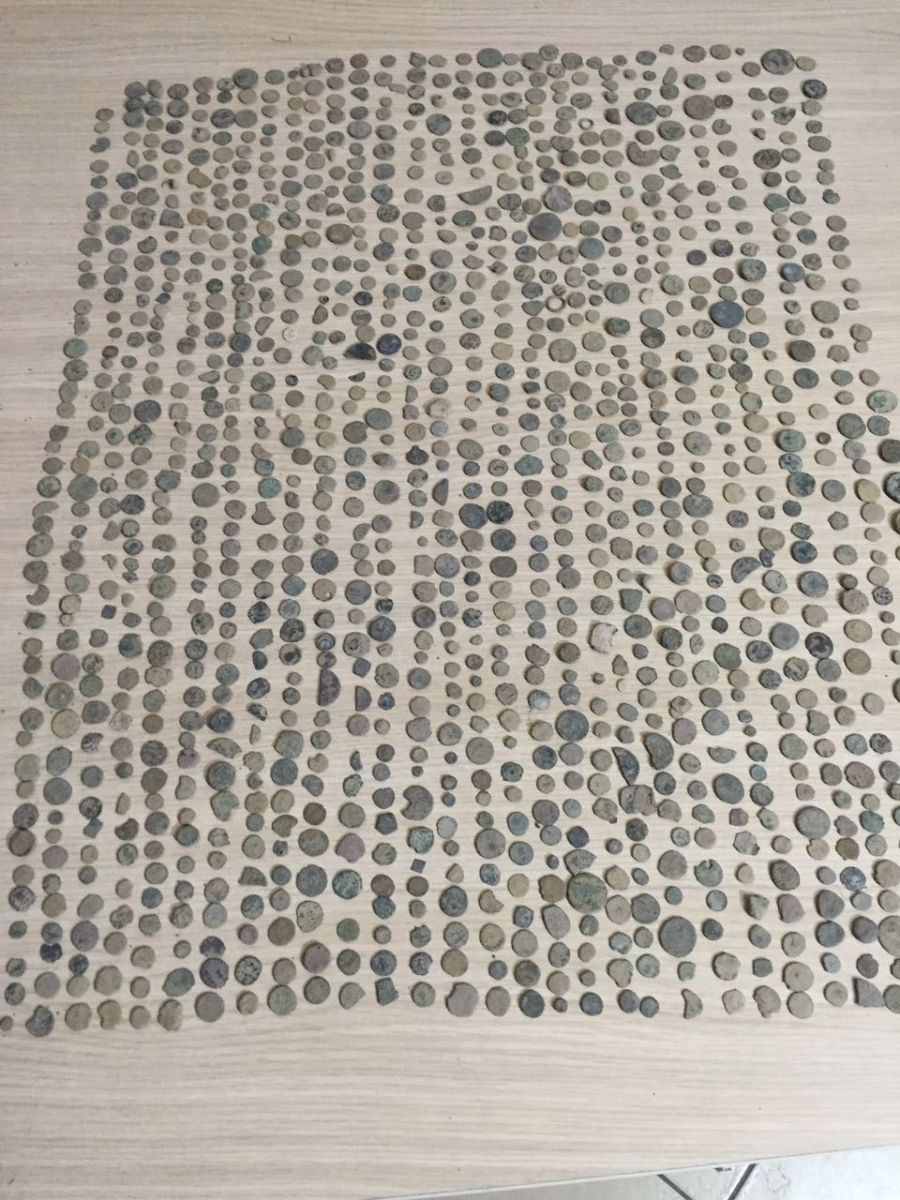 Manisa'da 2 bin 400 adet tarihi eser ele geçirildi