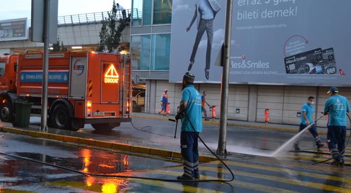 Patlamanın şiddeti gün ağarınca ortaya çıktı