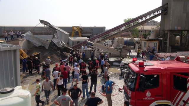 Kartal'da beton santralinde kaza: 2 ölü