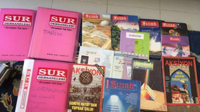 Midyat'taki PKK operasyonunda FETÖ'ye ait materyaller bulundu