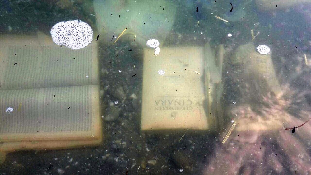 Atatürk Barajı’nda FETÖ’ye ait kitaplar bulundu