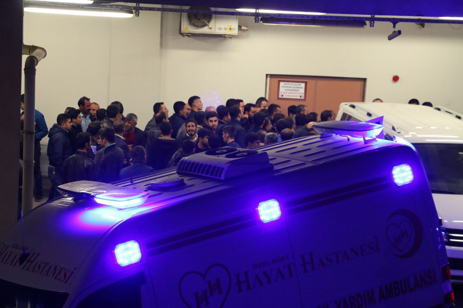 Siirt'in Şirvan ilçesindeki bakır madeni sahasında heyelan