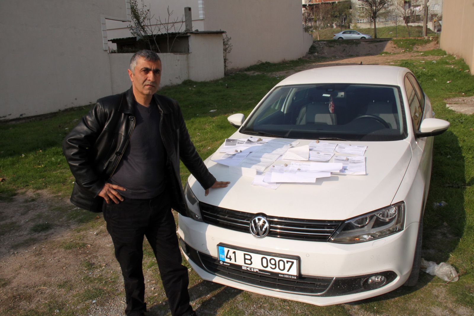 Yarım saatte 5 ceza yiyen sürücü memleketine dönme kararı aldı