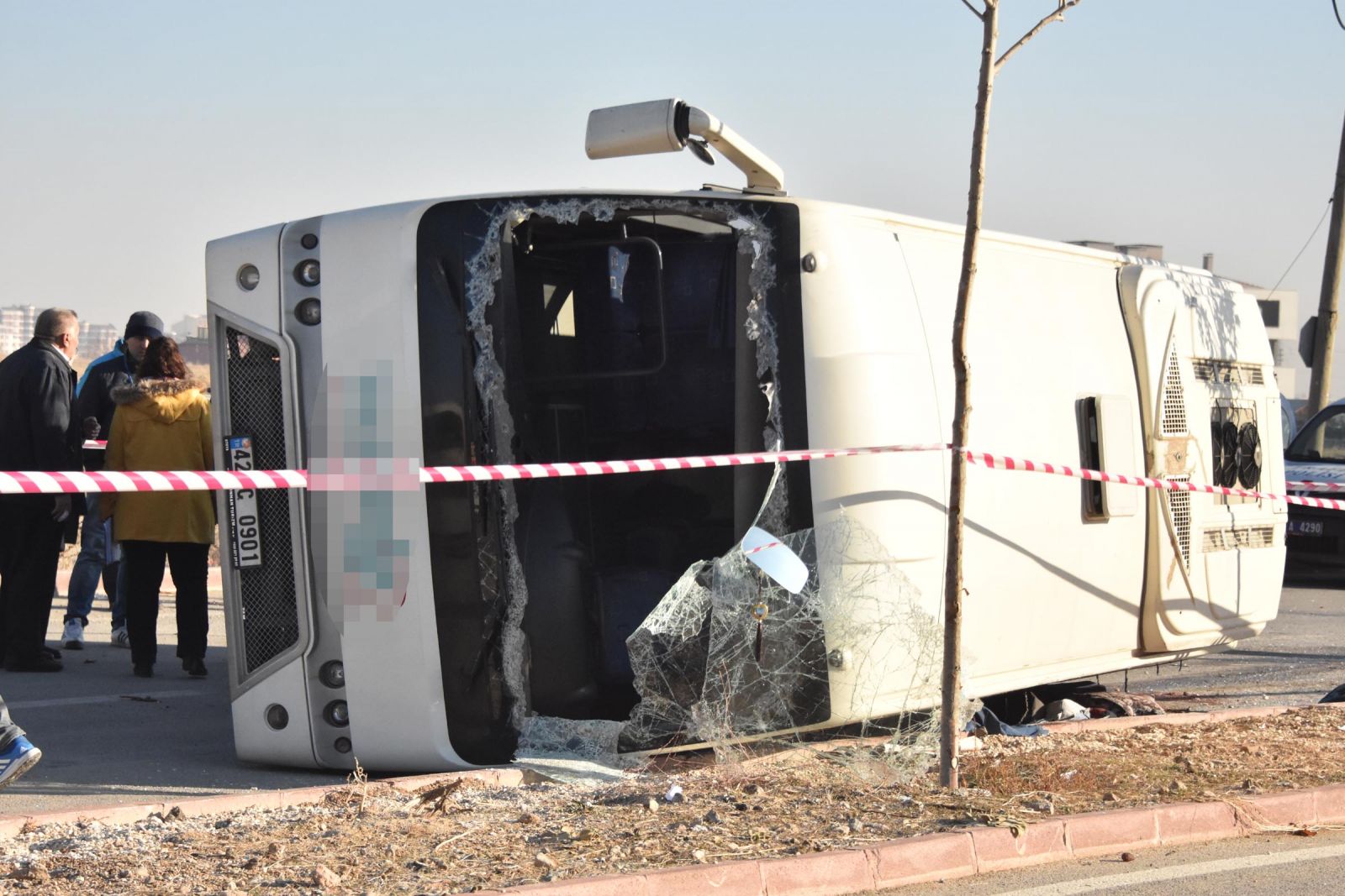 Öğrenci servisi ile kamyon çarpıştı: 1 ölü, 14 yaralı