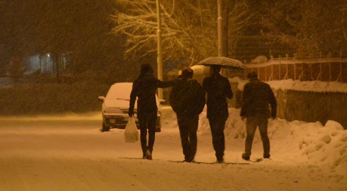 14 Aralık Çarşamba okullar tatil mi? (İSTANBUL KAR TATİLİ)