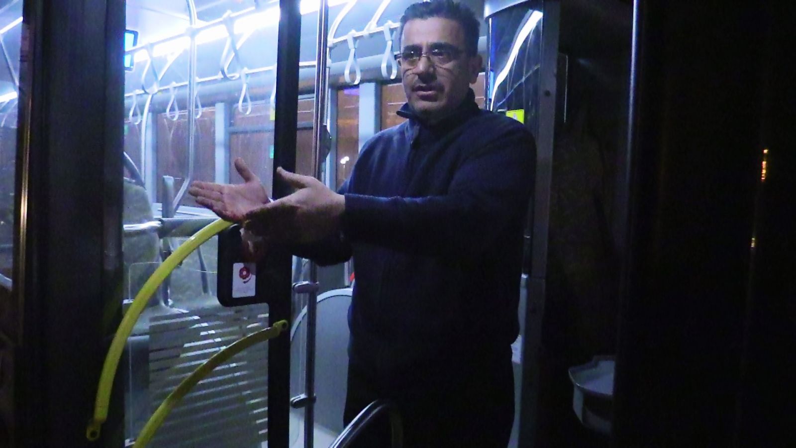 Şoföre saldırdı, kaçarken ayakkabısının tekini geride bıraktı